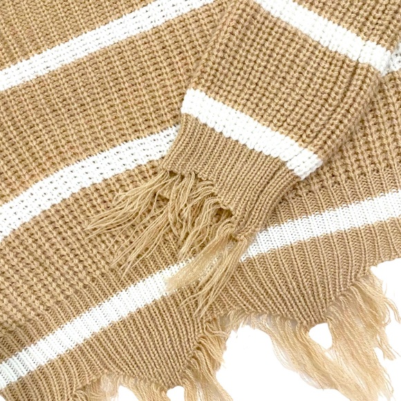 Polly & Esther Beige & White Stripes Destructed Chunky Knit Cropped Sweater, S - Picture 5 of 10